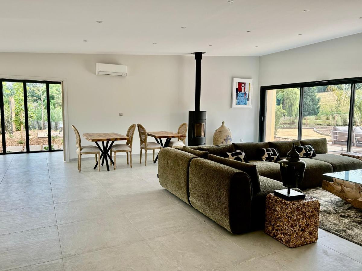 Solesmes  Sol'M Lodges المظهر الخارجي الصورة